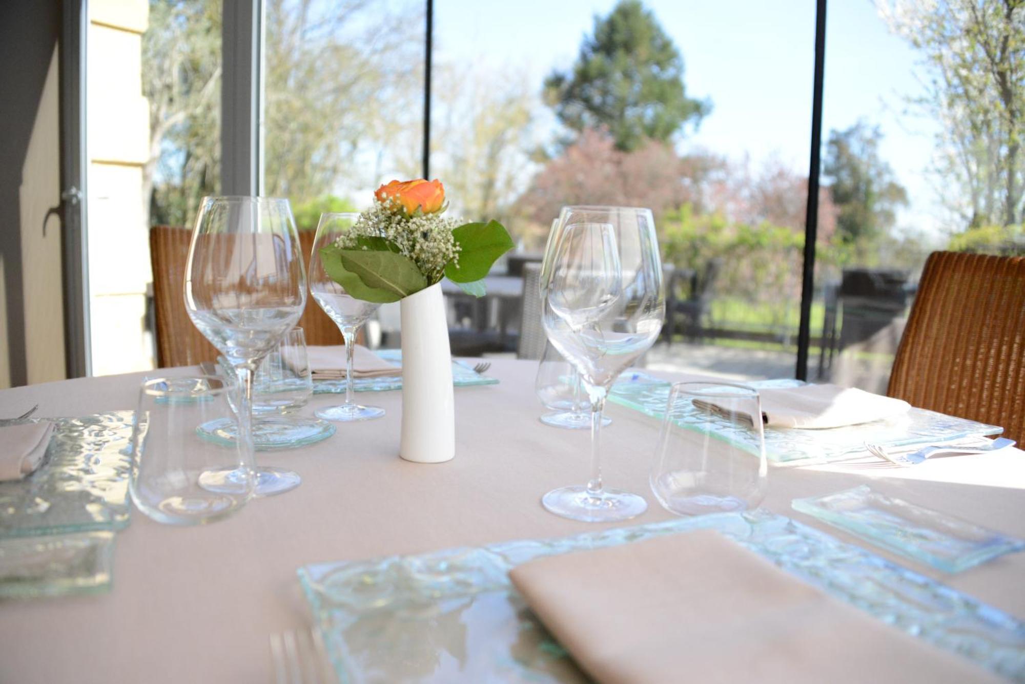 Chateau De Champlong Table Hotel **** Golf & Spa Villerest  Экстерьер фото