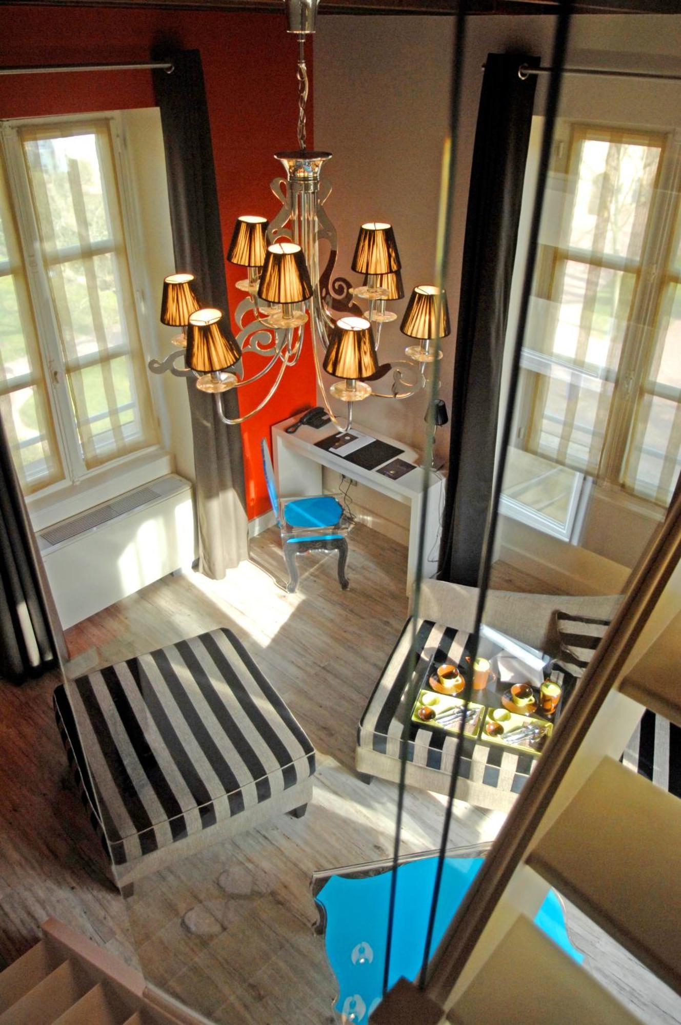 Chateau De Champlong Table Hotel **** Golf & Spa Villerest  Экстерьер фото